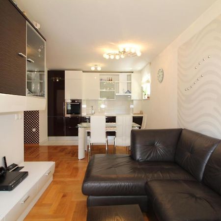 Macadamia Apartment With Garage Parking سبليت المظهر الخارجي الصورة